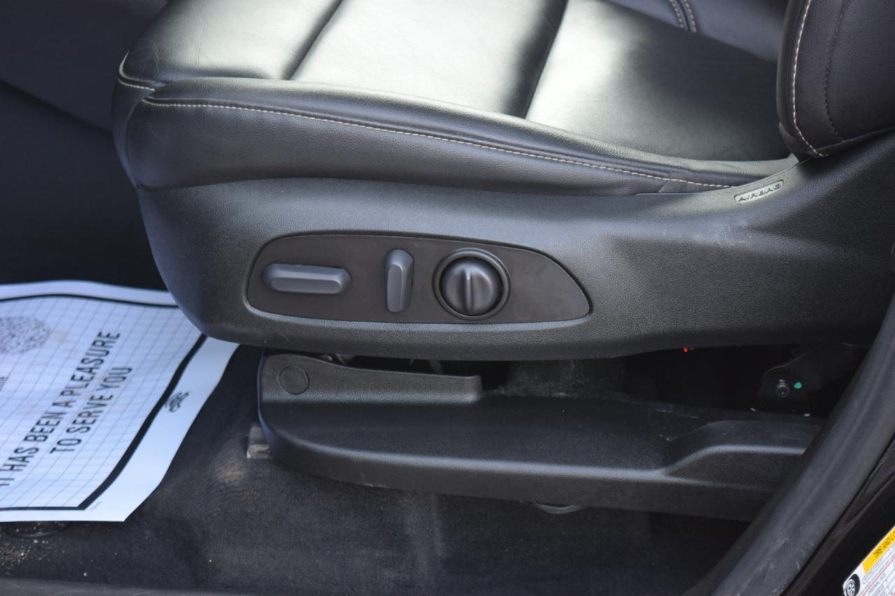 Chevrolet Traverse FWD 4dr LT Leather 2023