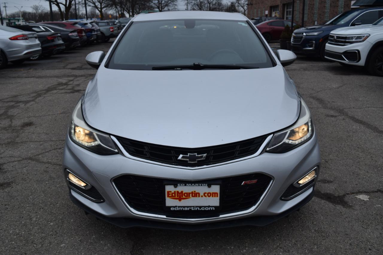 Chevrolet Cruze 4dr HB 1.4L LT w/1SD 2017