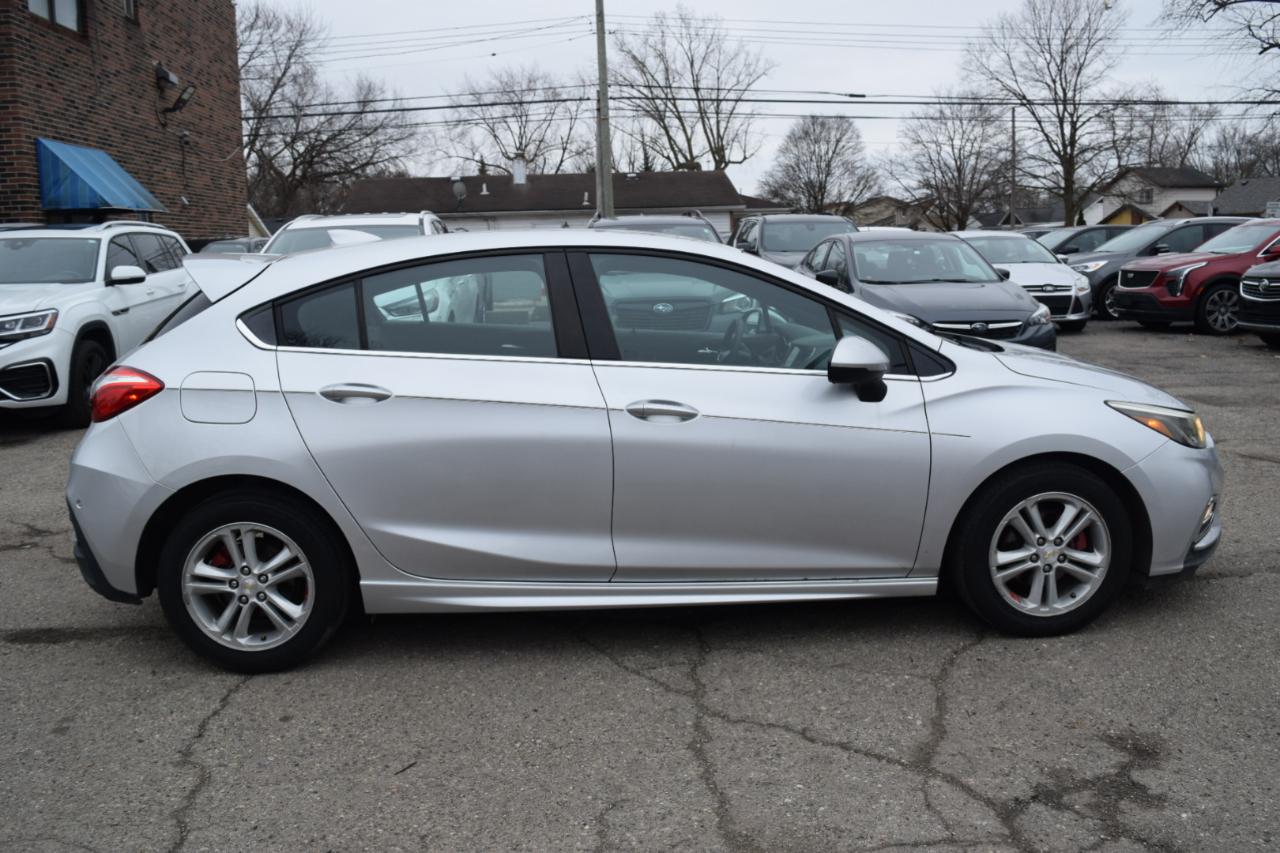 Chevrolet Cruze 4dr HB 1.4L LT w/1SD 2017