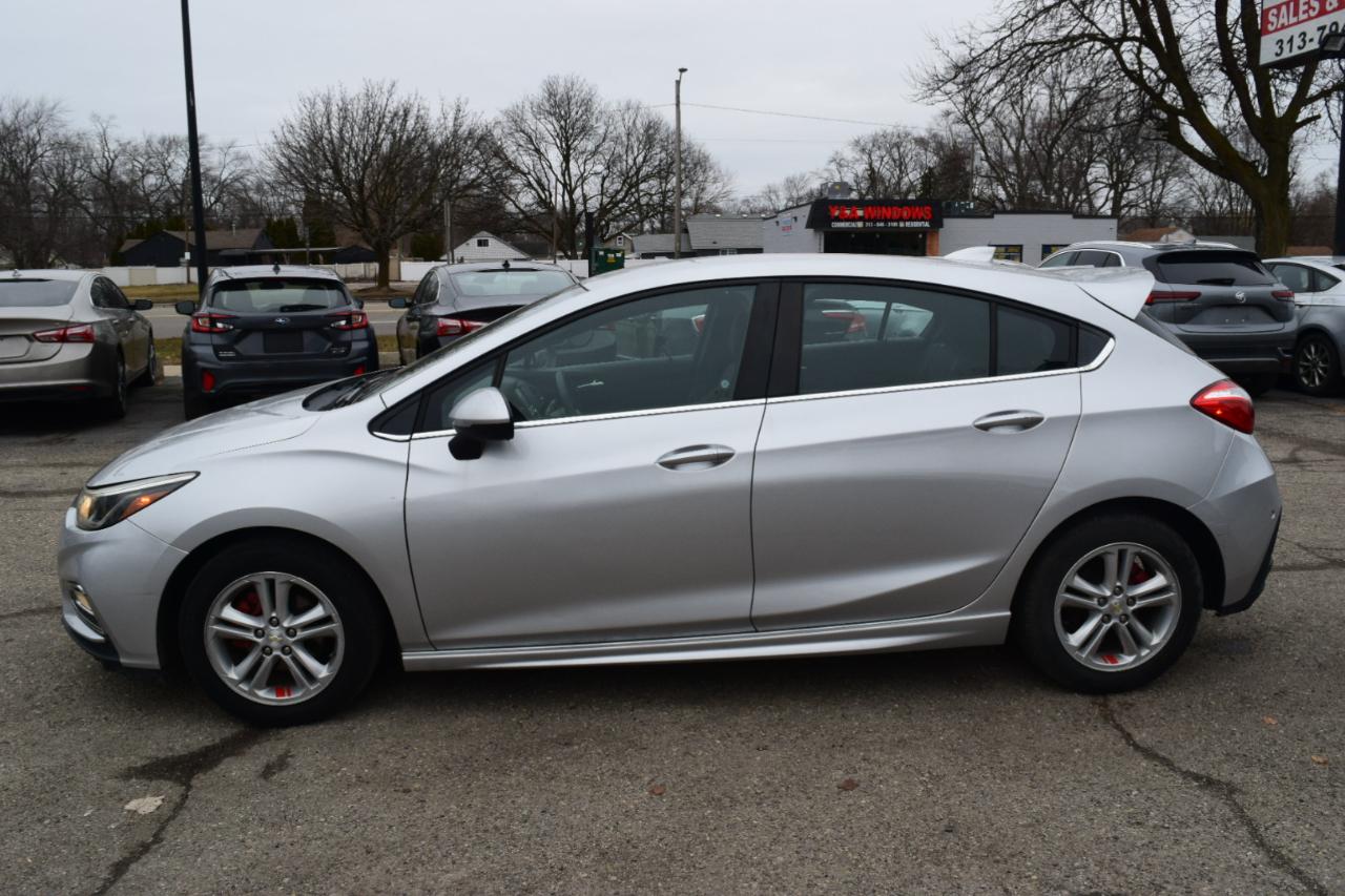 Chevrolet Cruze 4dr HB 1.4L LT w/1SD 2017