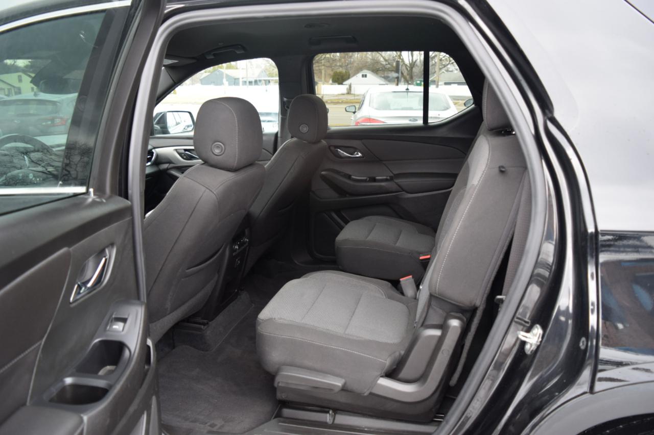 Chevrolet Traverse AWD 4dr LT Cloth w/1LT 2022