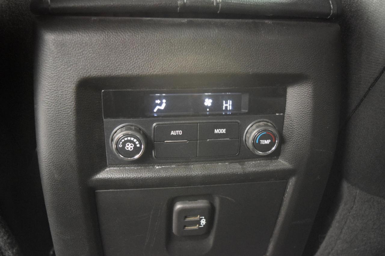 Chevrolet Traverse AWD 4dr LT Cloth w/1LT 2022