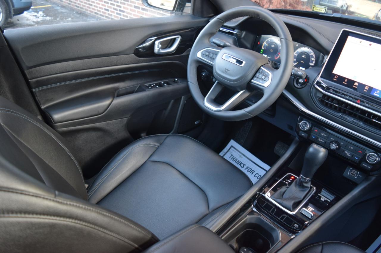 Jeep Compass Limited 4x4 2025