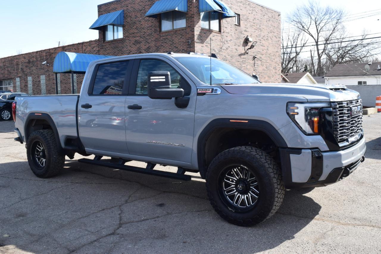 GMC Sierra 2500HD 4WD Crew Cab 159" Pro 2025