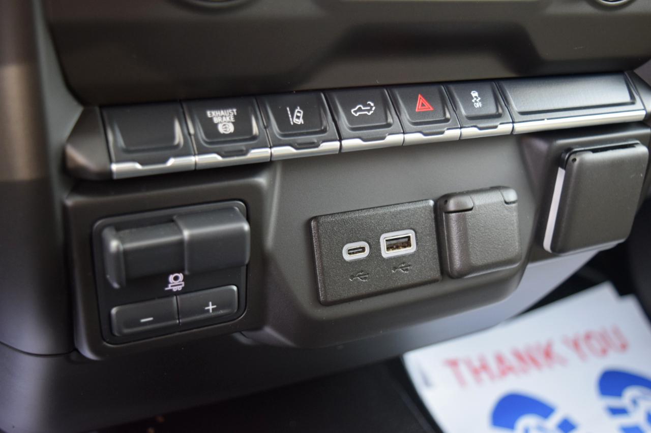 GMC Sierra 2500HD 4WD Crew Cab 159" Pro 2025