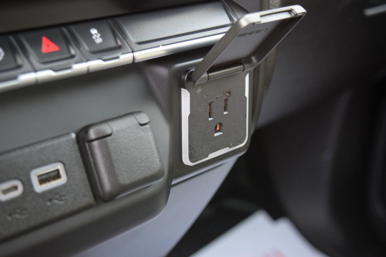 GMC Sierra 2500HD 4WD Crew Cab 159" Pro 2025