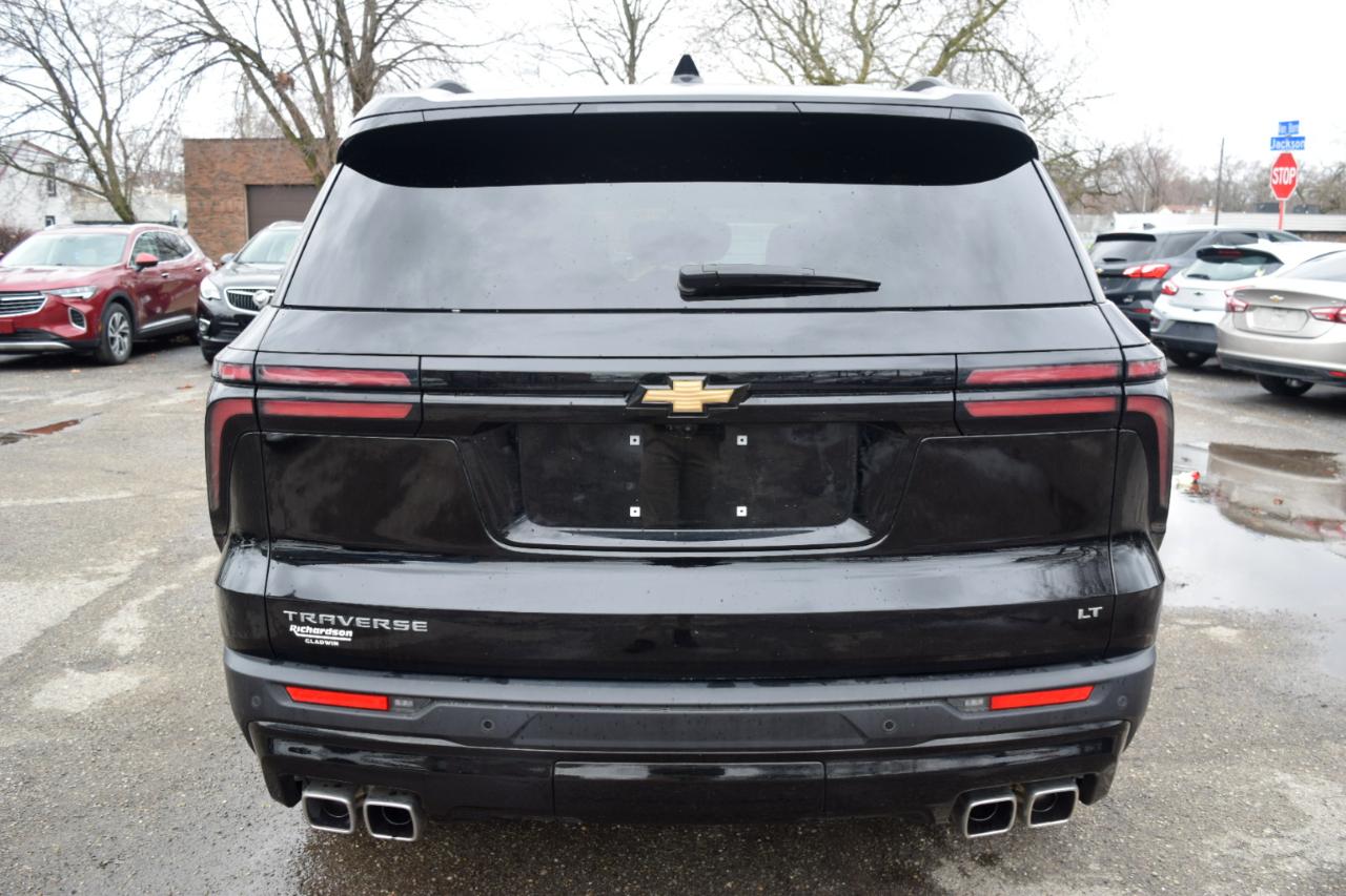 Chevrolet Traverse 4dr LT w/1LT 2024