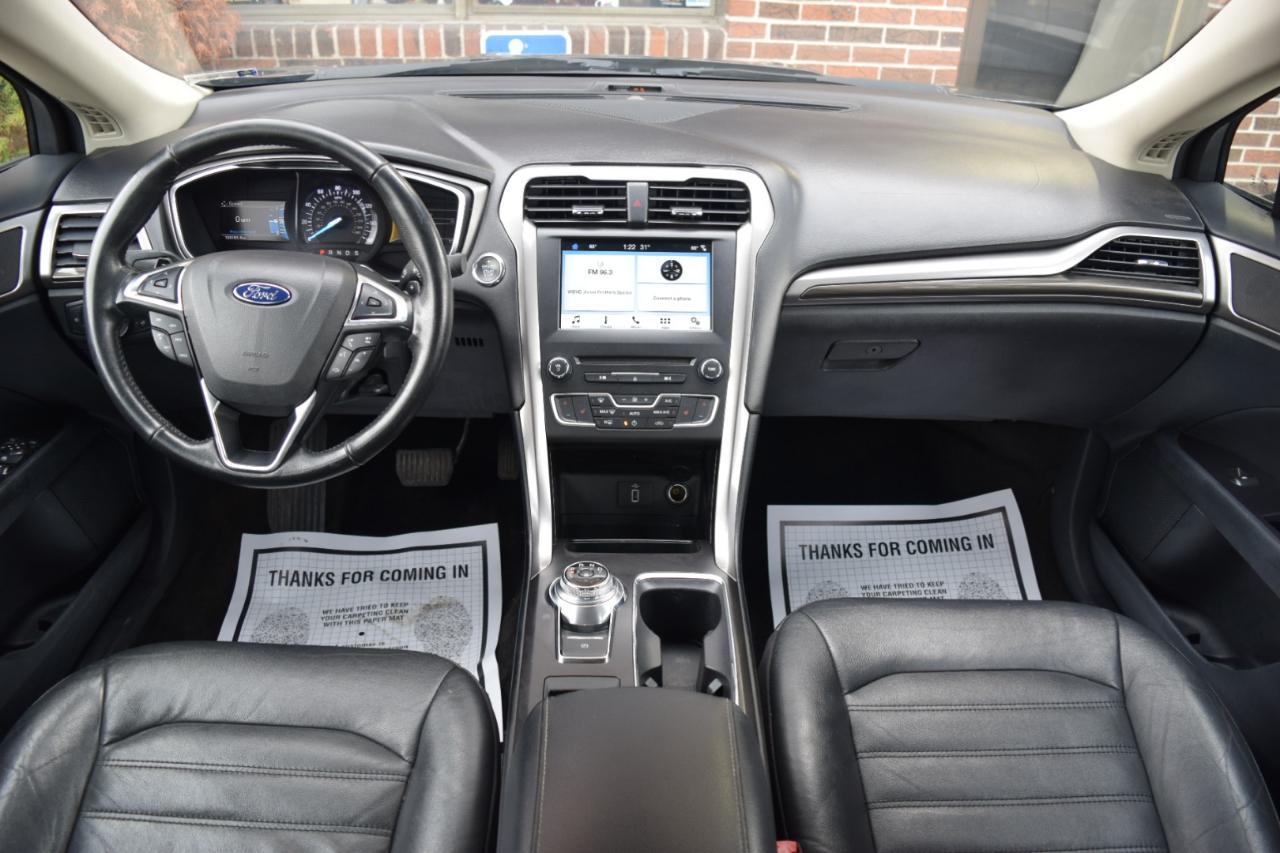 Ford Fusion SE FWD 2017