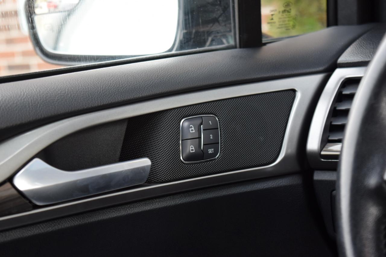 Ford Fusion SE FWD 2017