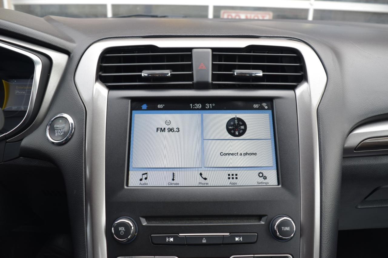 Ford Fusion SE FWD 2017