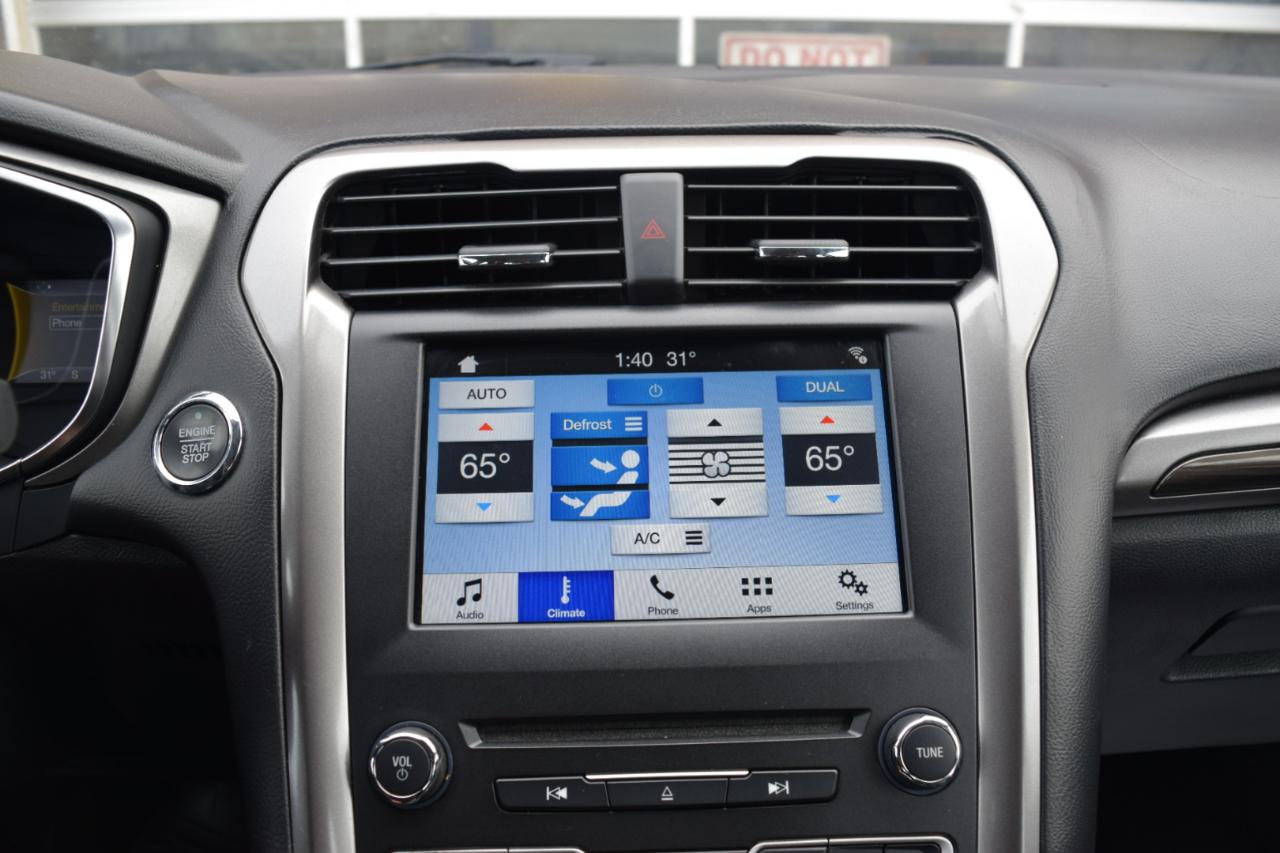 Ford Fusion SE FWD 2017