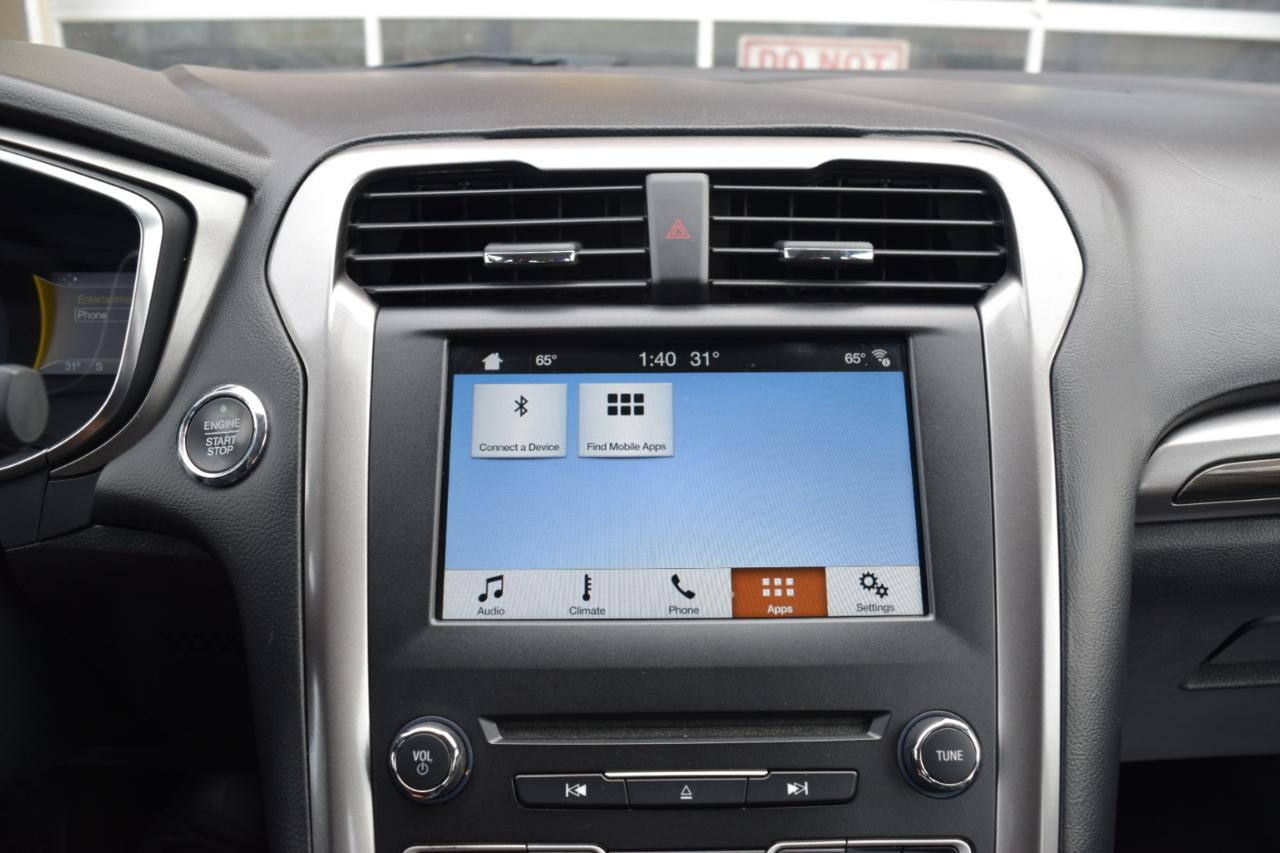 Ford Fusion SE FWD 2017