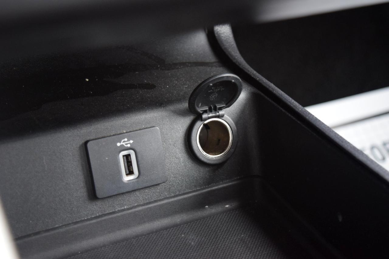 Ford Fusion SE FWD 2017