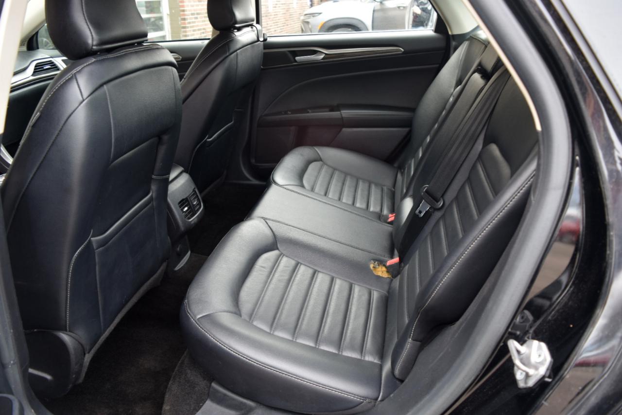 Ford Fusion SE FWD 2017