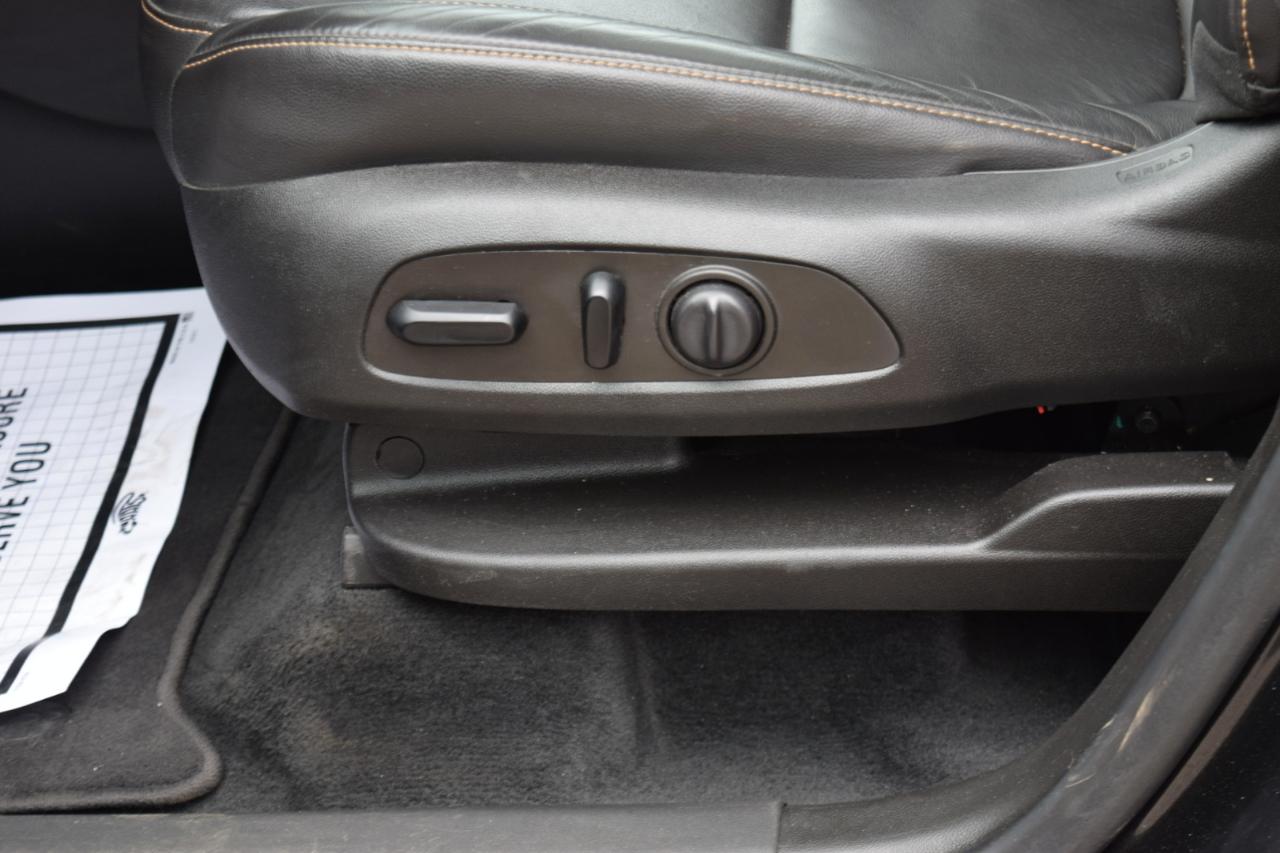 Chevrolet Traverse AWD 4dr LT Leather 2021