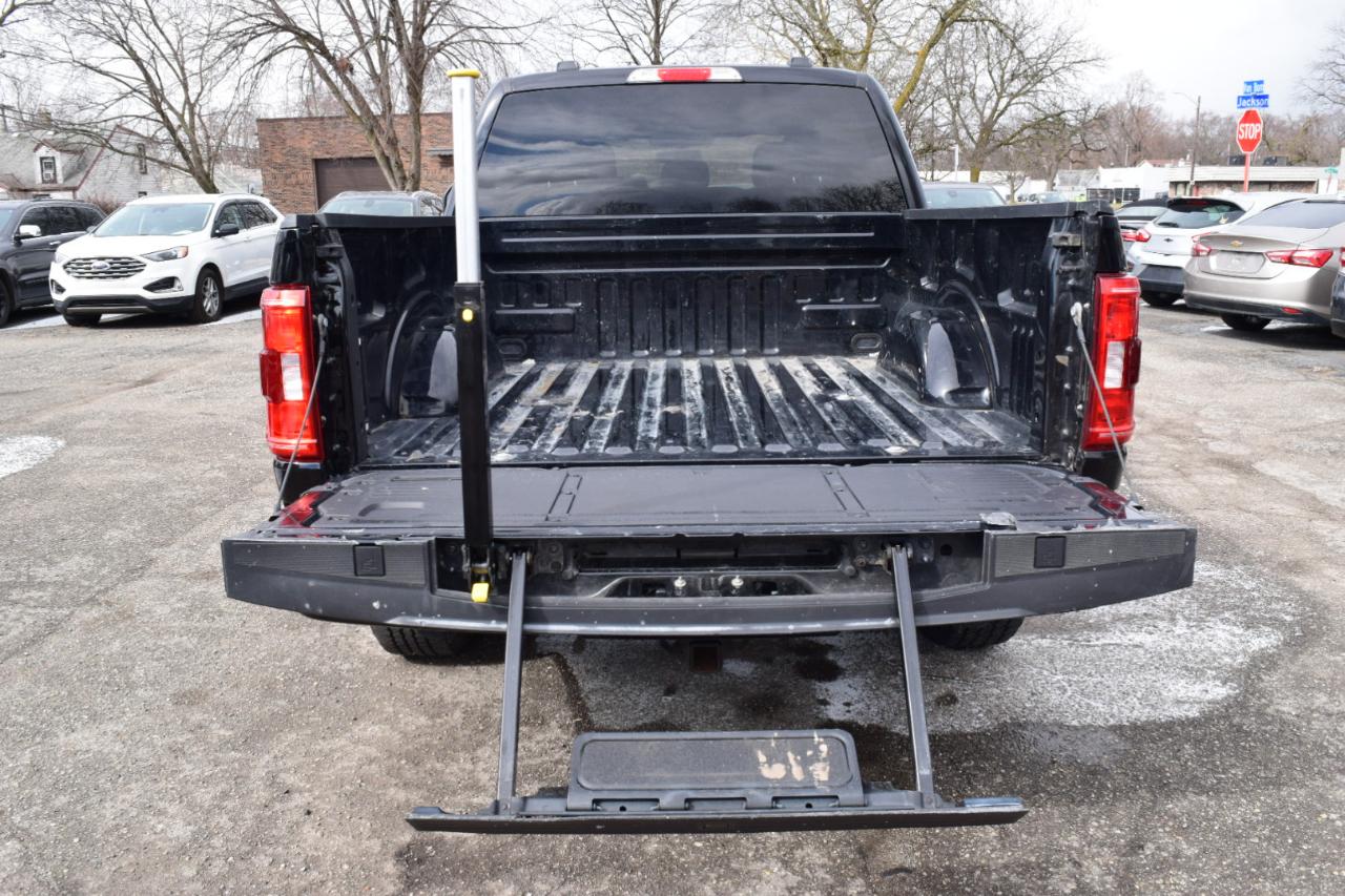 Ford F-150 XLT 4WD SuperCrew 5.5' Box 2022