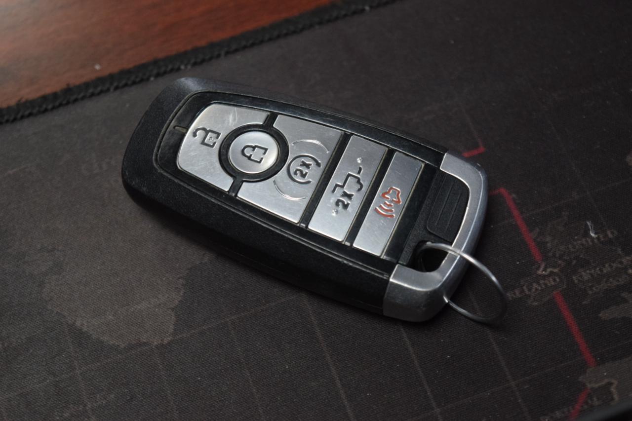 Ford F-150 XLT 4WD SuperCrew 5.5' Box 2022