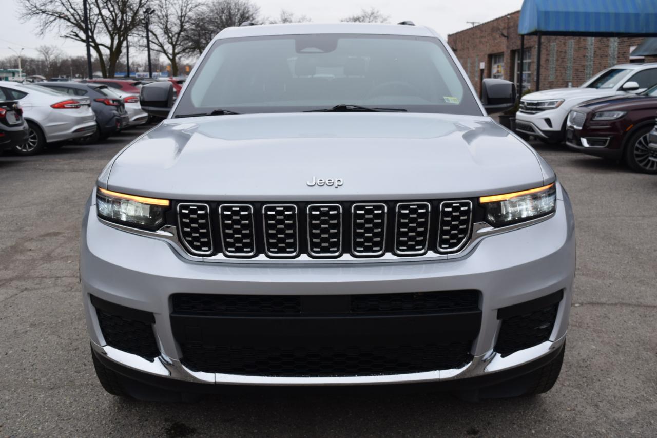 Jeep Grand Cherokee L Laredo 4x4 2023