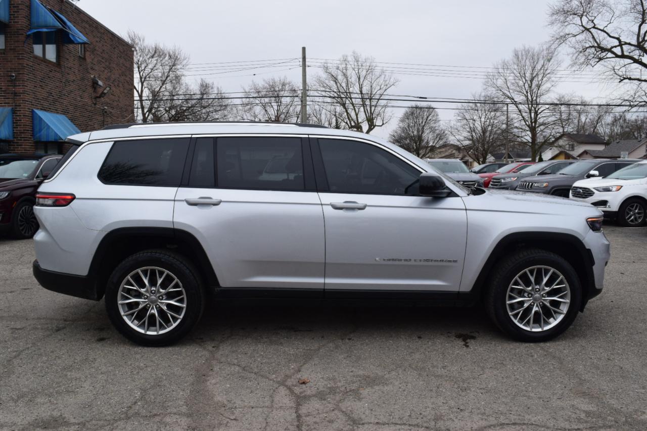 Jeep Grand Cherokee L Laredo 4x4 2023