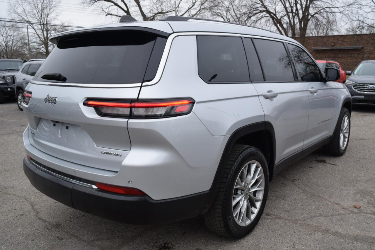 Jeep Grand Cherokee L Laredo 4x4 2023