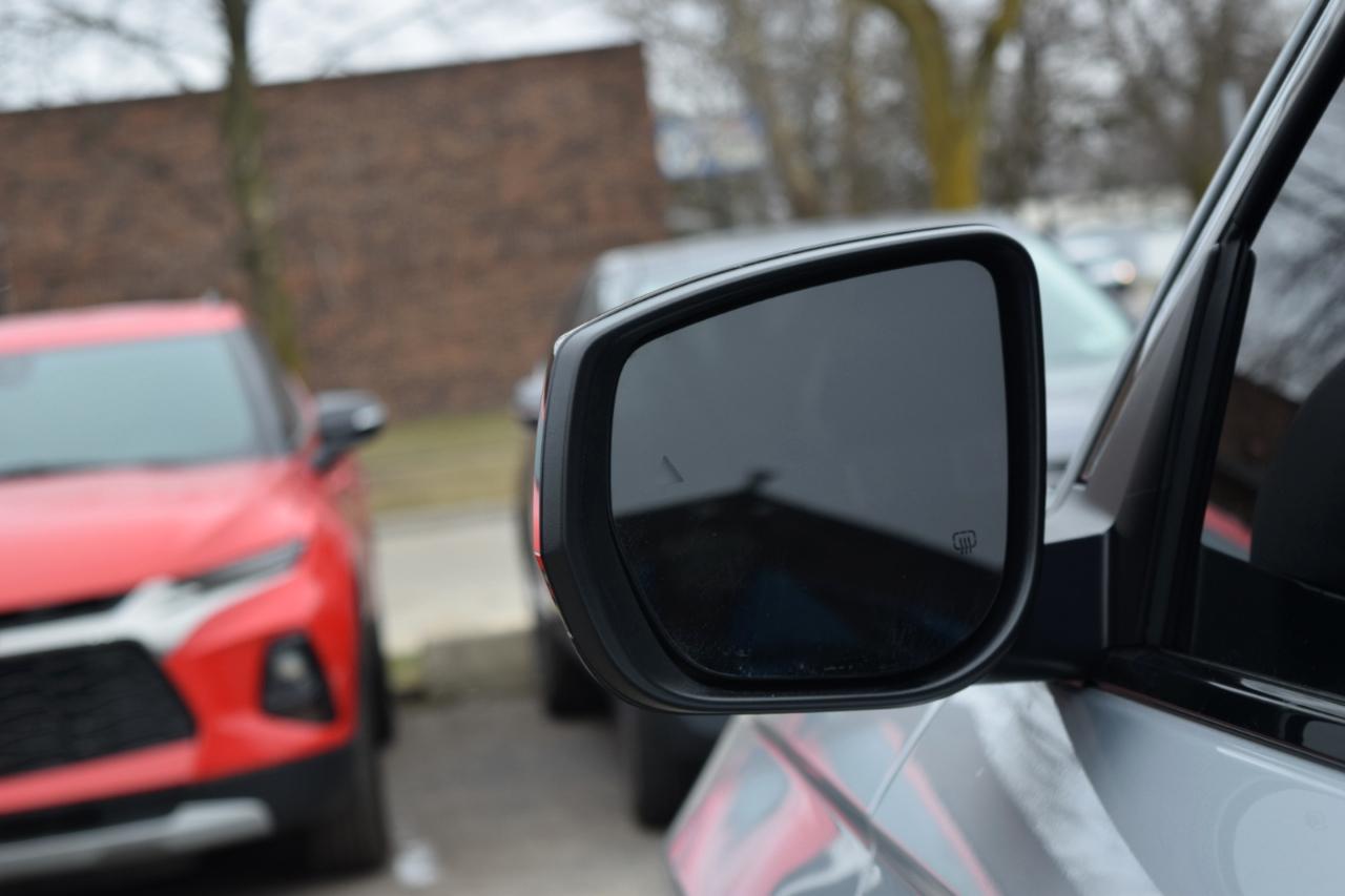 Jeep Grand Cherokee L Laredo 4x4 2023