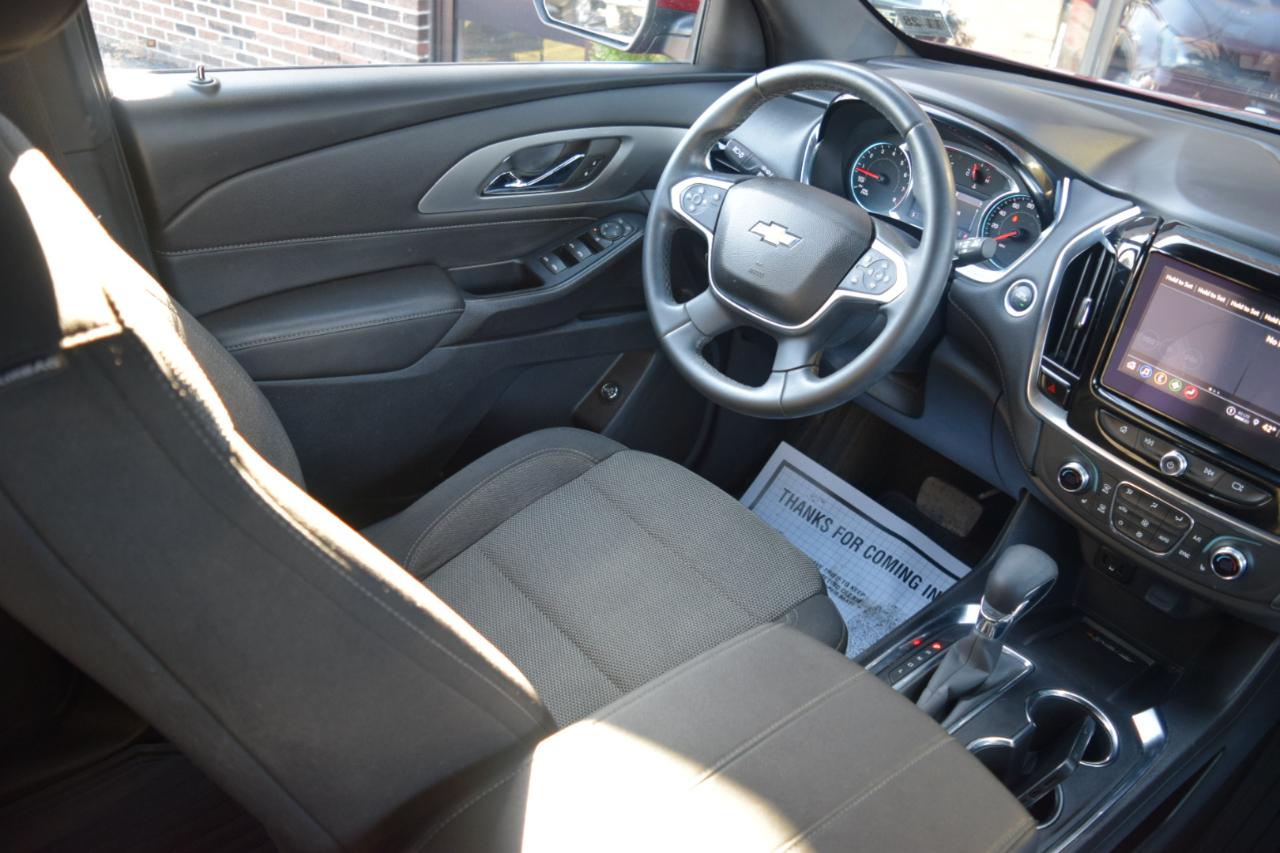 Chevrolet Traverse AWD 4dr LT Cloth w/1LT 2023