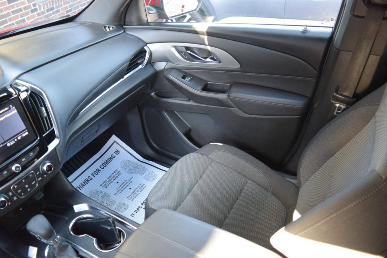 Chevrolet Traverse AWD 4dr LT Cloth w/1LT 2023