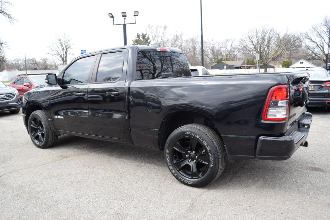 RAM 1500 Big Horn 4x4 Quad Cab 6'4" Box 2021