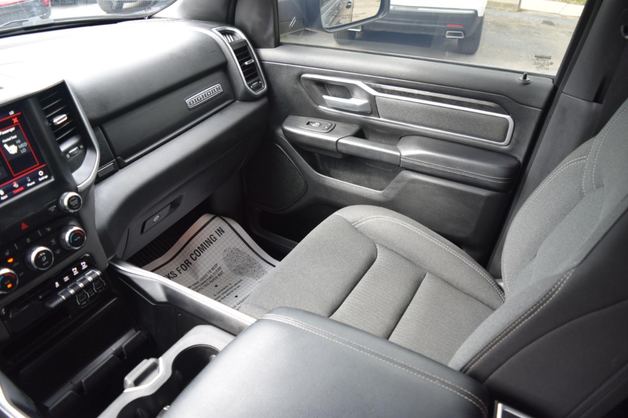 RAM 1500 Big Horn 4x4 Quad Cab 6'4" Box 2021