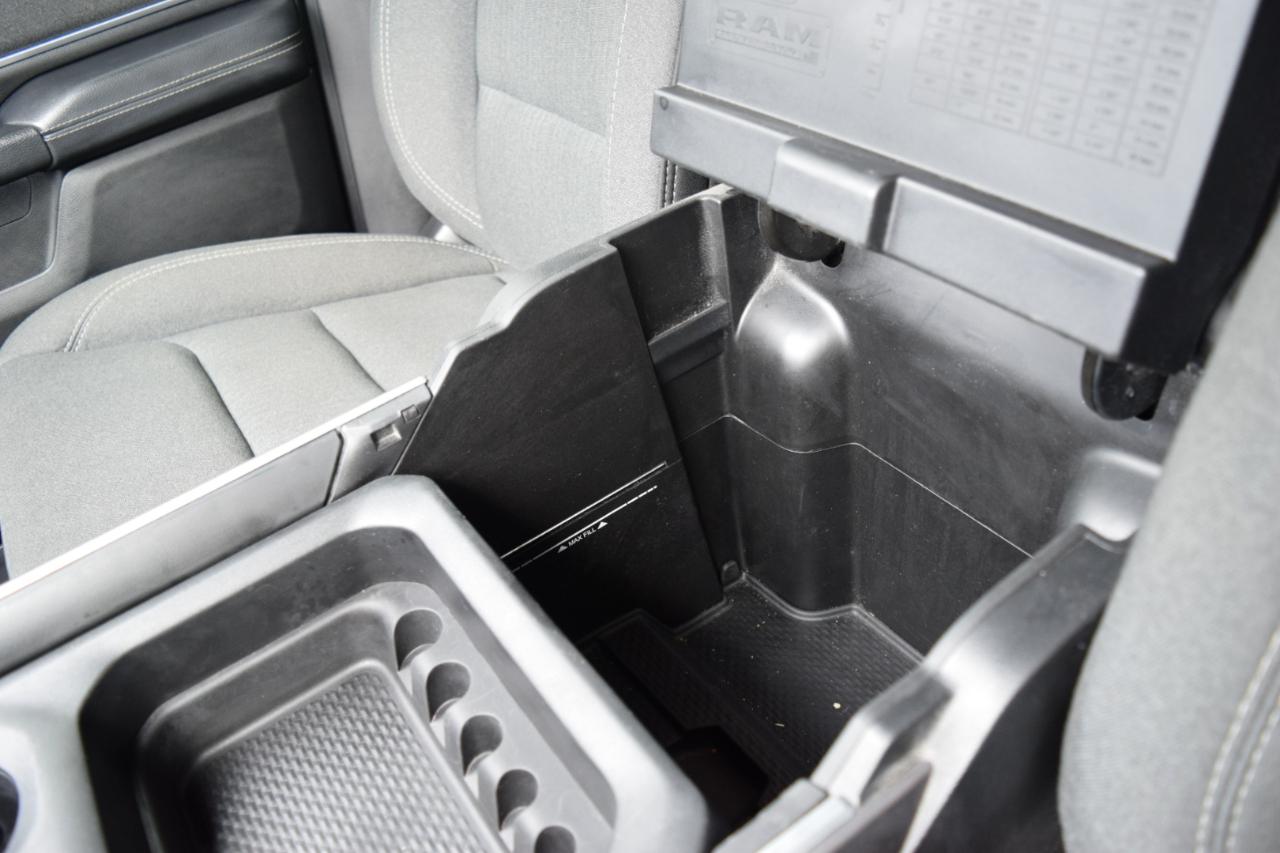 RAM 1500 Big Horn 4x4 Quad Cab 6'4" Box 2021