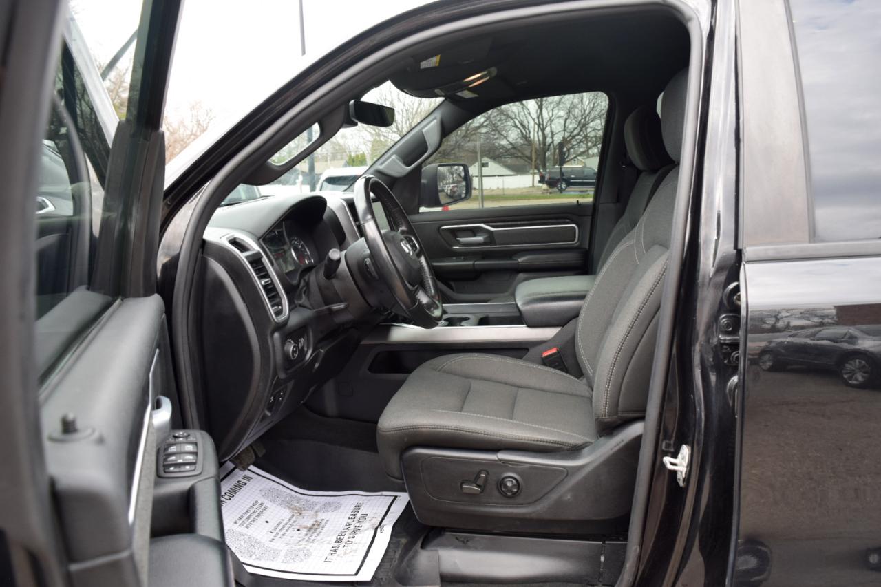 RAM 1500 Big Horn 4x4 Quad Cab 6'4" Box 2021