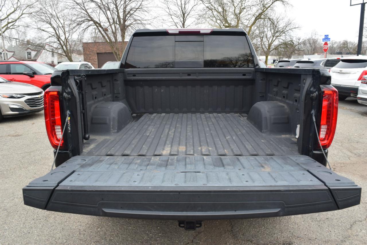 GMC Sierra 1500 4WD Crew Cab 147" SLT 2022