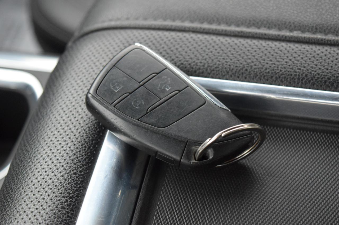 GMC Sierra 1500 4WD Crew Cab 147" SLT 2022