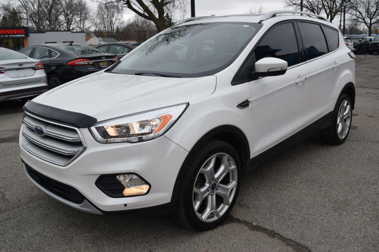 Ford Escape Titanium 4WD 2017