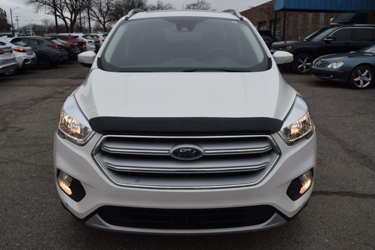 Ford Escape Titanium 4WD 2017