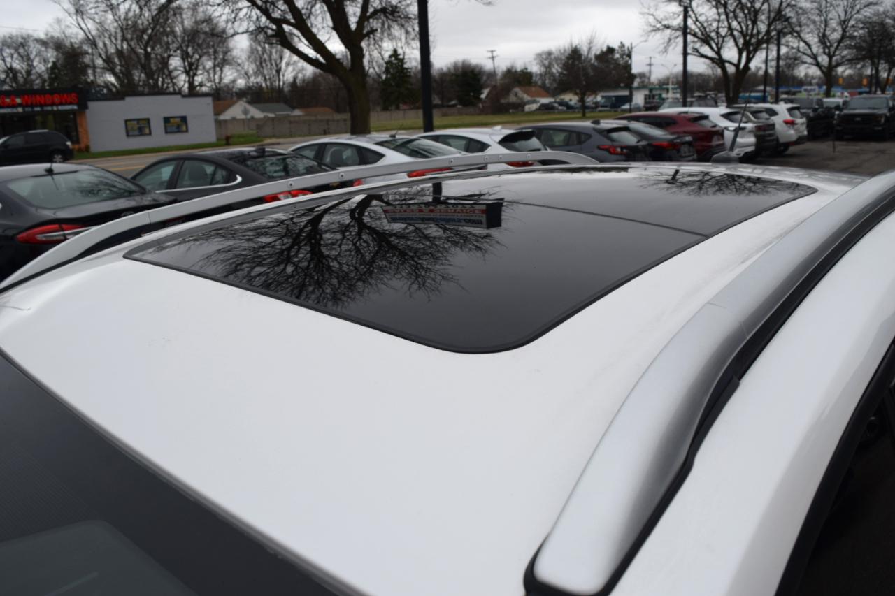 Ford Escape Titanium 4WD 2017