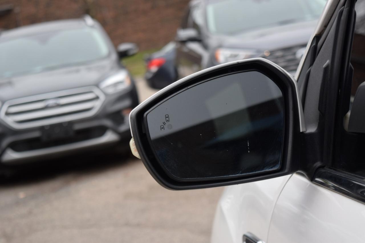 Ford Escape Titanium 4WD 2017