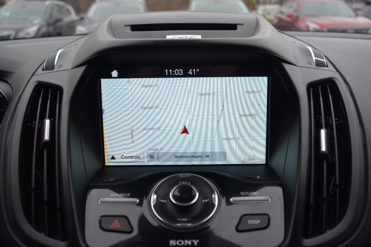 Ford Escape Titanium 4WD 2017