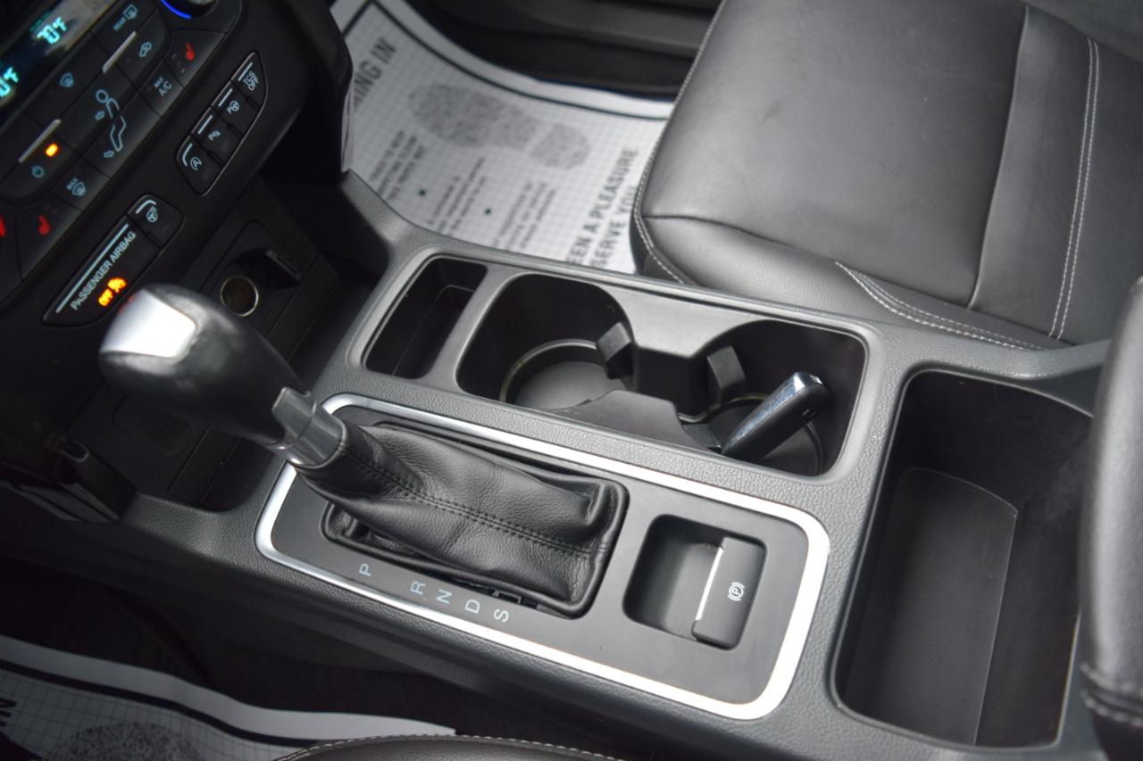 Ford Escape Titanium 4WD 2017