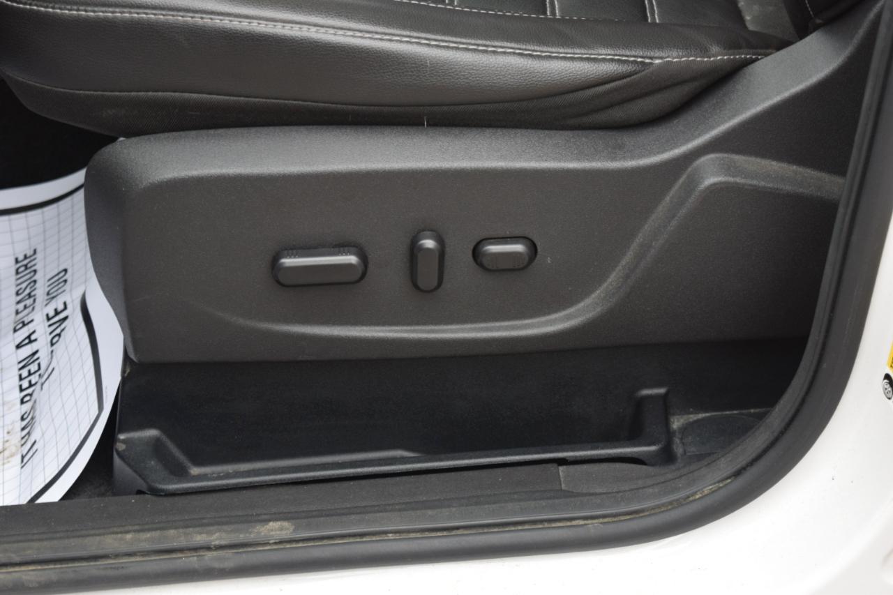 Ford Escape Titanium 4WD 2017