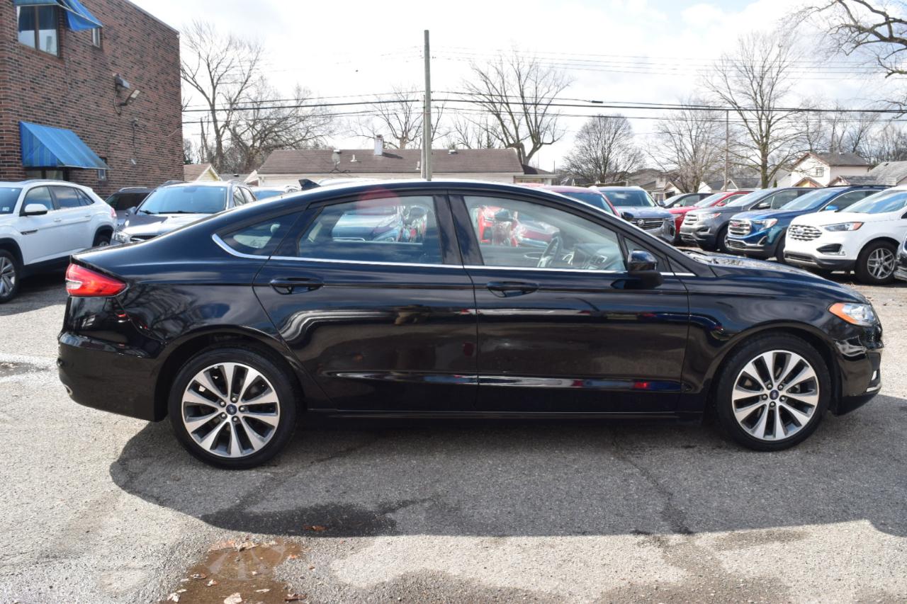 Ford Fusion SE AWD 2020