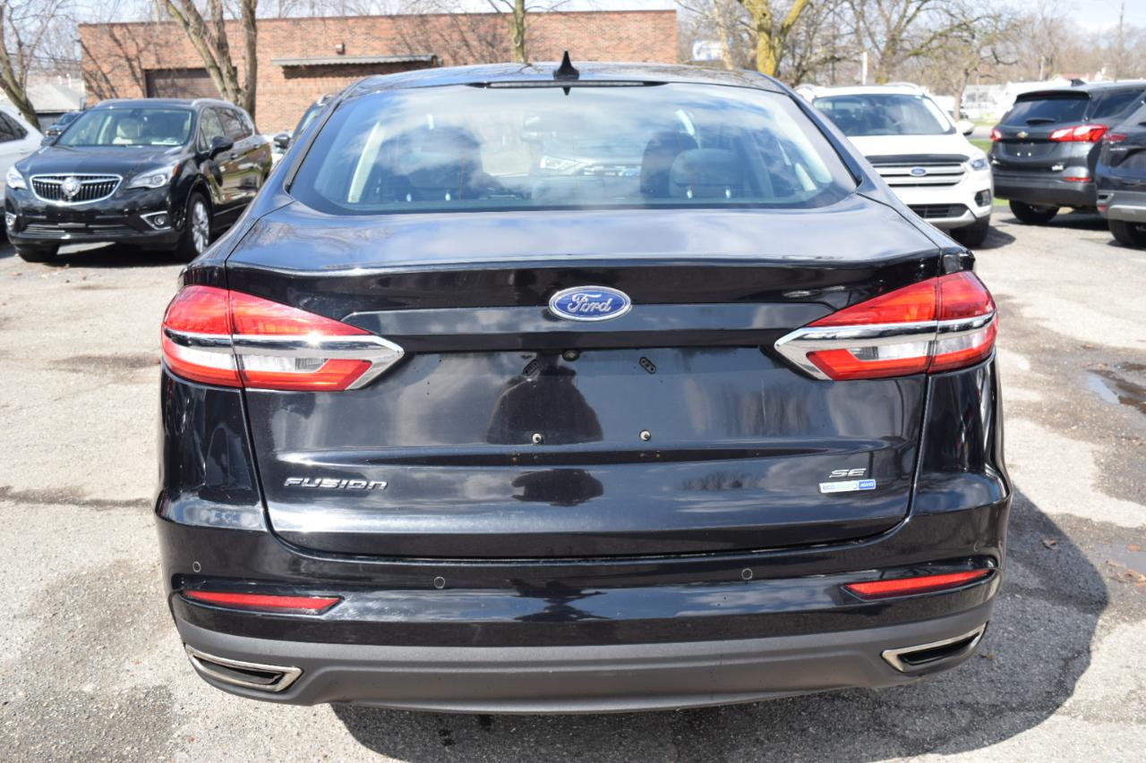 Ford Fusion SE AWD 2020