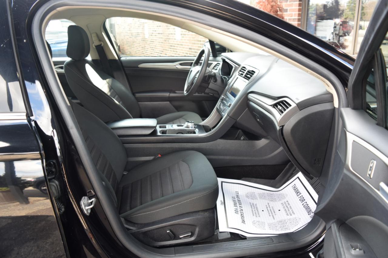 Ford Fusion SE AWD 2020