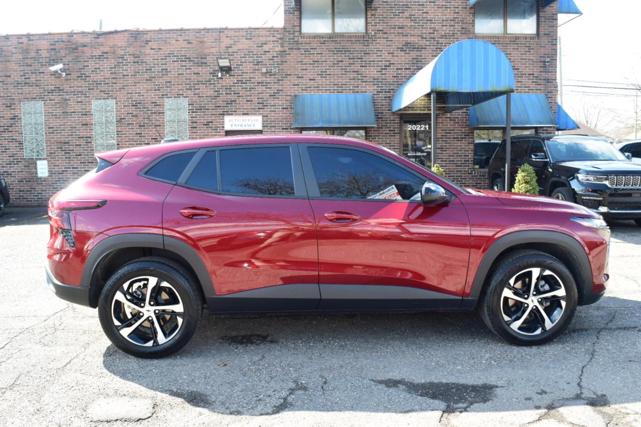 Chevrolet Trax FWD 4dr 1RS 2024