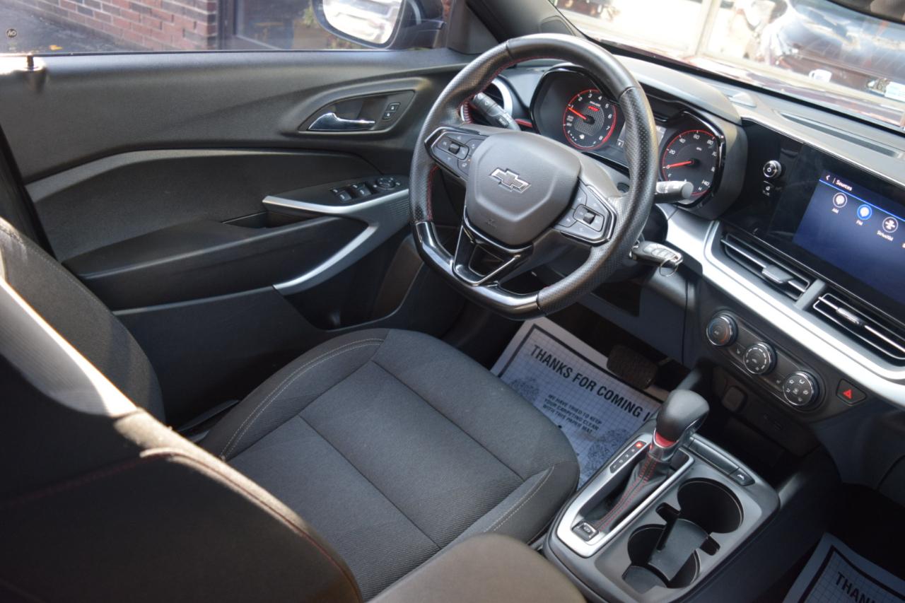 Chevrolet Trax FWD 4dr 1RS 2024