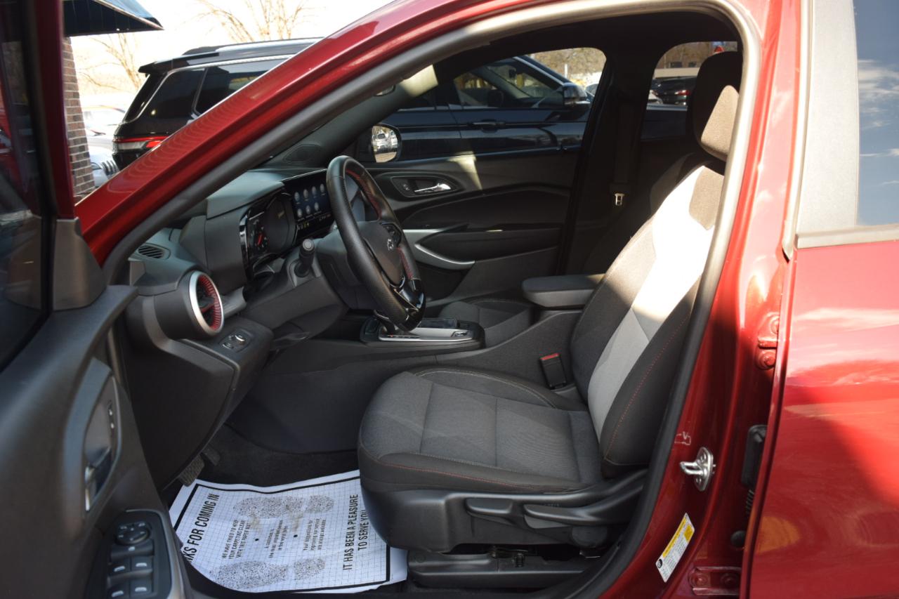 Chevrolet Trax FWD 4dr 1RS 2024