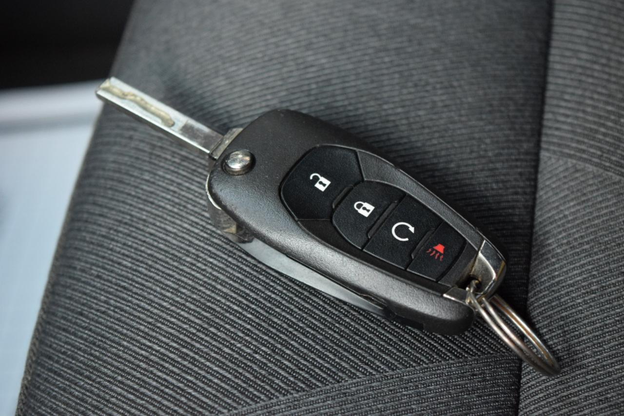 Chevrolet Trax FWD 4dr 1RS 2024