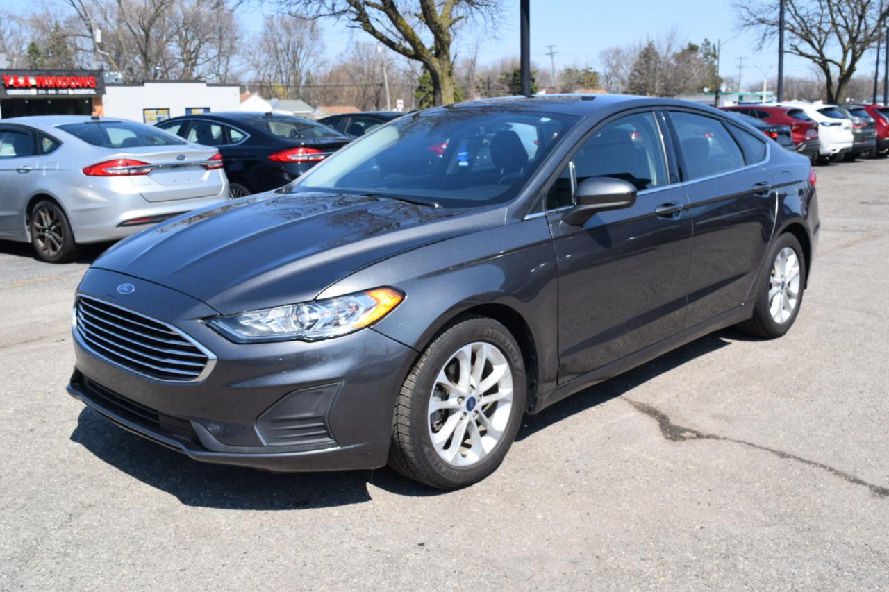 Ford Fusion SE FWD 2020