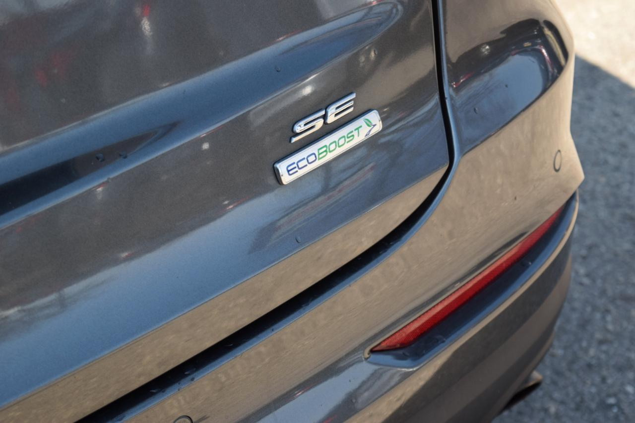 Ford Fusion SE FWD 2020