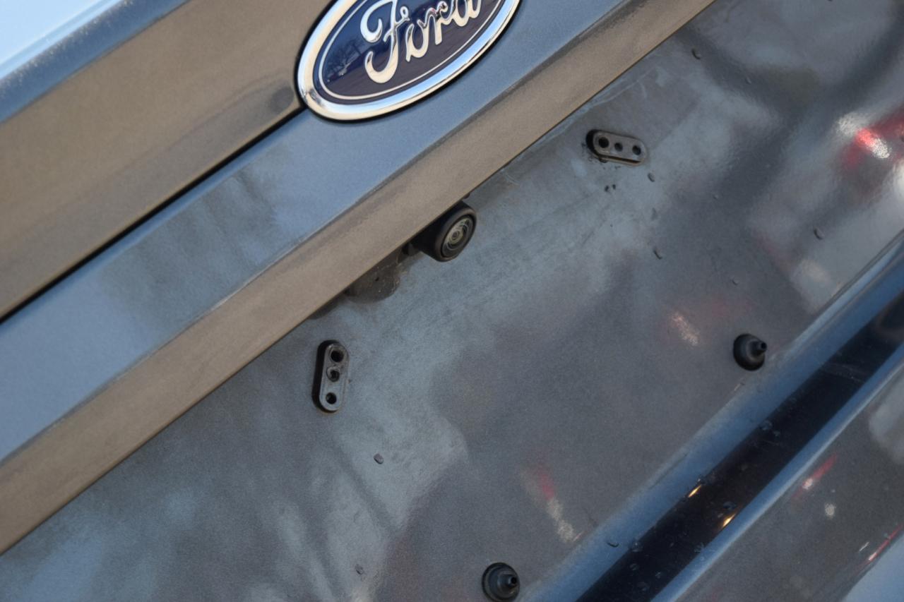 Ford Fusion SE FWD 2020